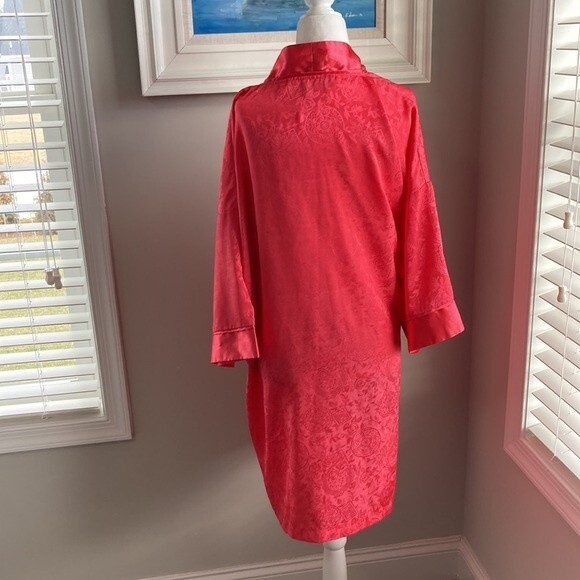 Victoria’s Secret Vintage Satin Gold Label Coral Embossed Robe OS - Picture 7 of 13